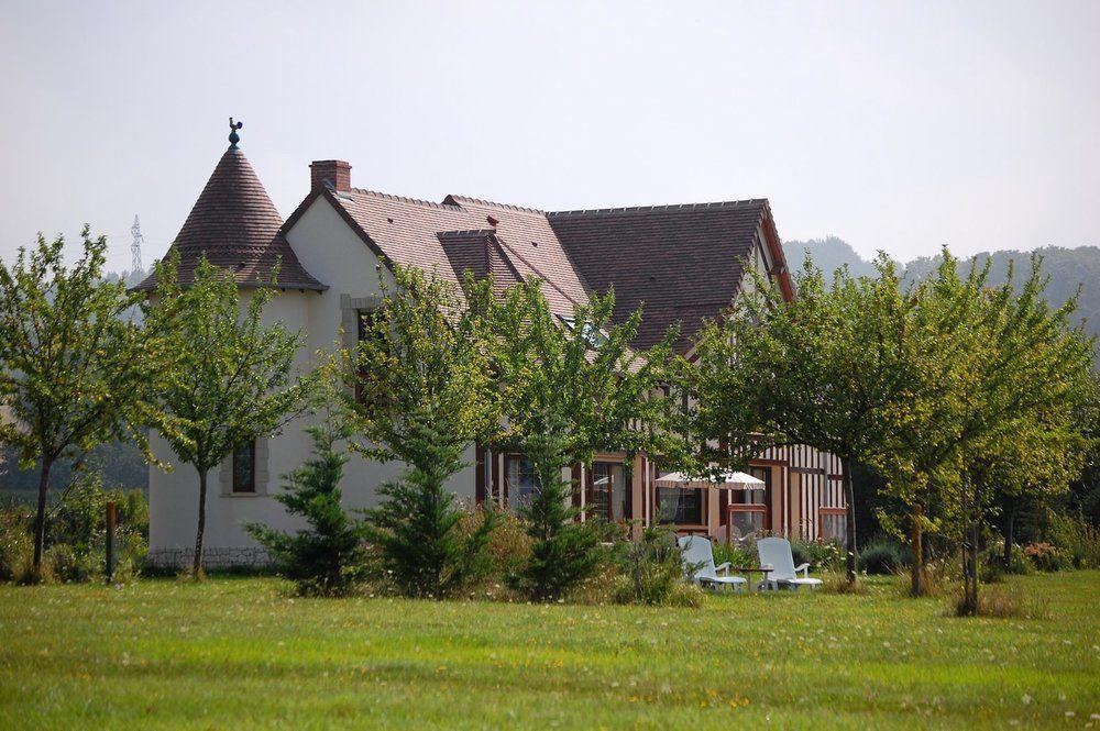 Le Mont D'Auge Bed & Breakfast Canapville  Exterior photo