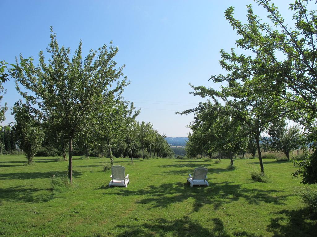 Le Mont D'Auge Bed & Breakfast Canapville  Exterior photo