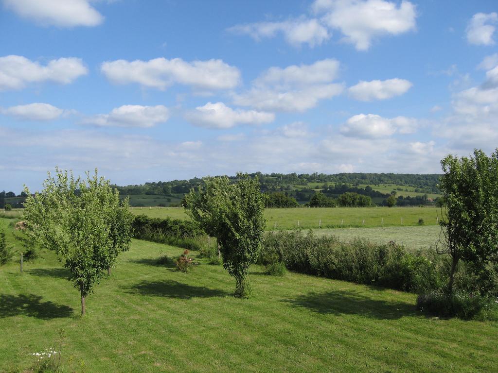 Le Mont D'Auge Bed & Breakfast Canapville  Exterior photo