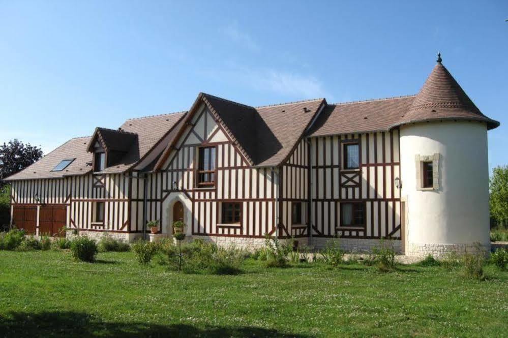 Le Mont D'Auge Bed & Breakfast Canapville  Exterior photo